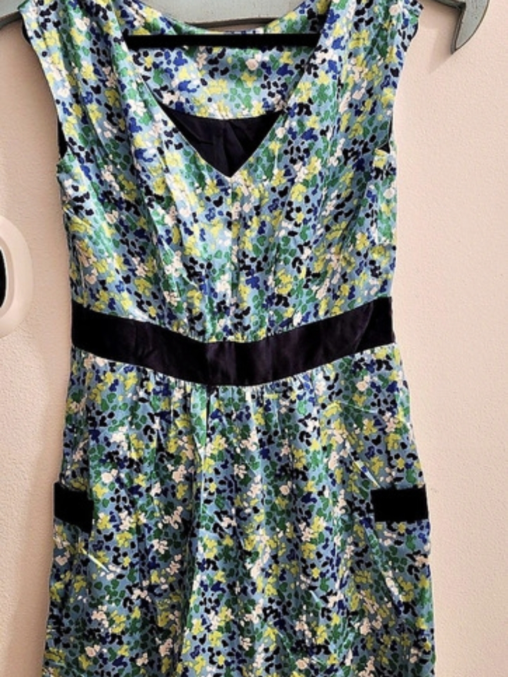 Lilly Pulitzer Floral Mini Dress in Blue & Green Size 10 Like New
